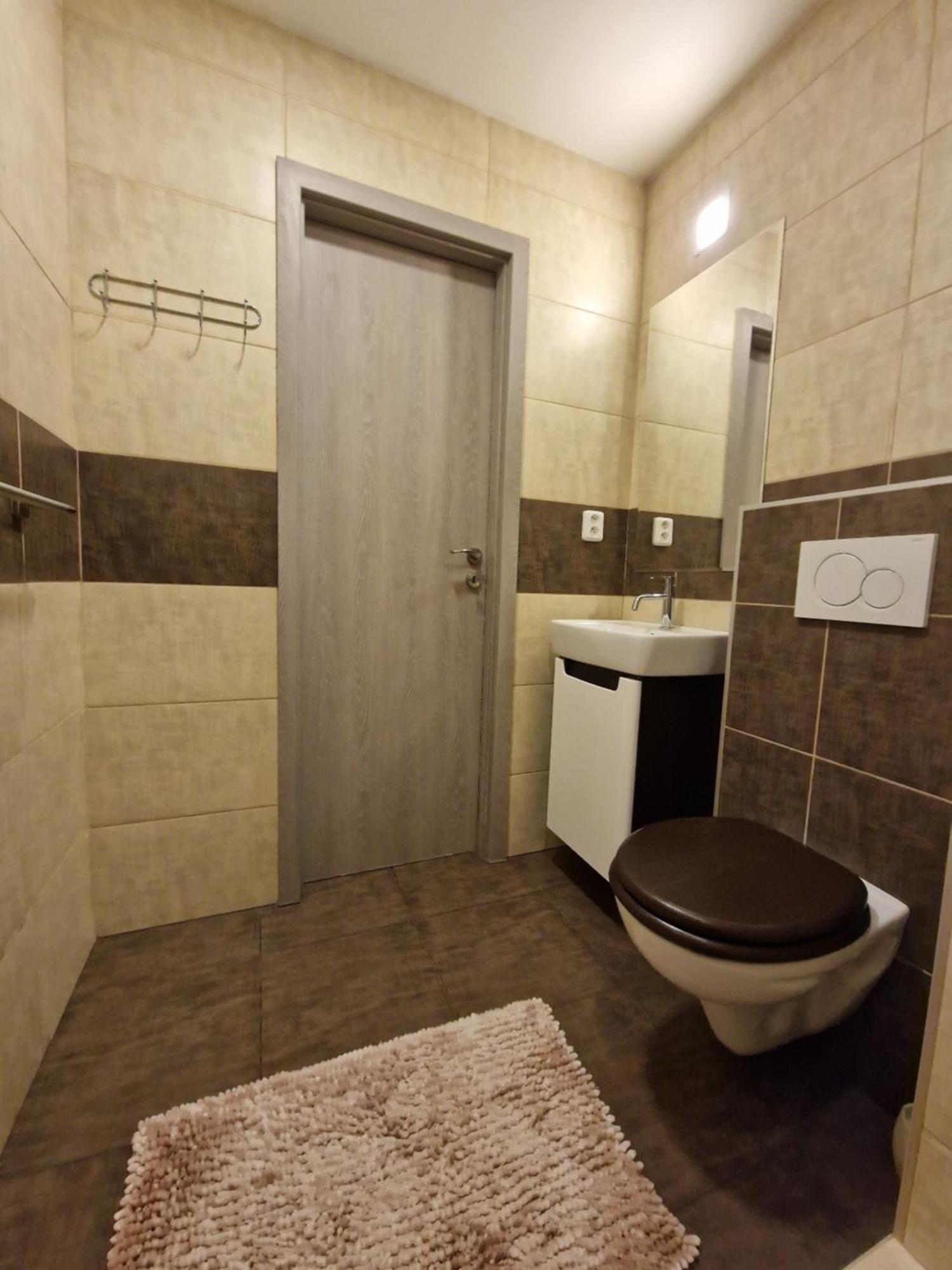 Apartman Valentina Zlin Ngoại thất bức ảnh